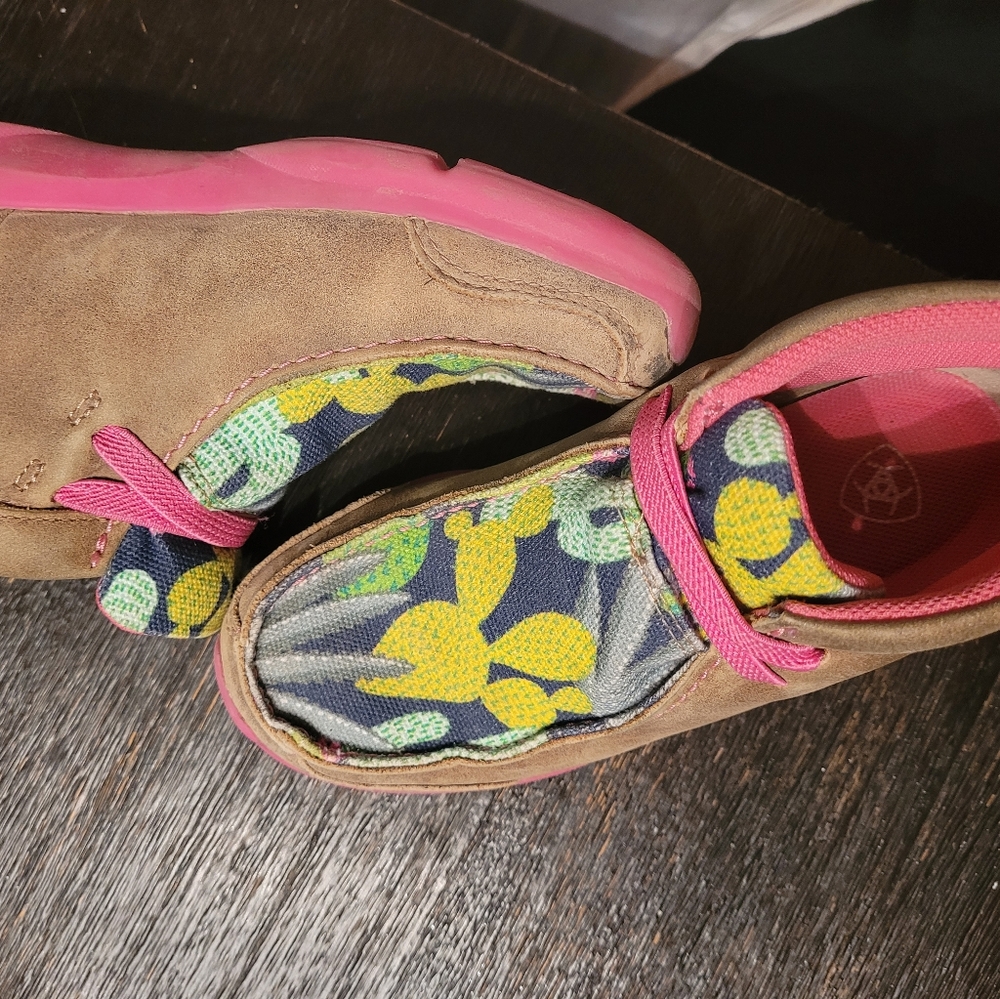 Girls Ariat High-Top Shoes